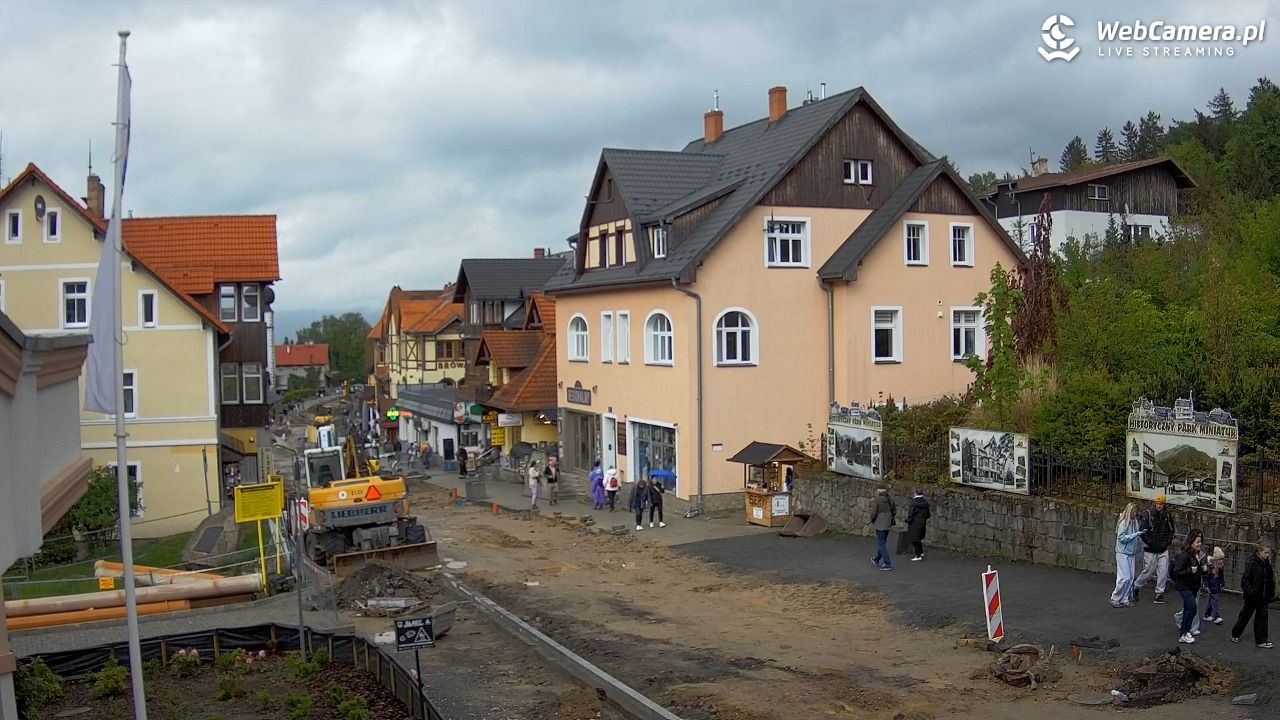 Karpacz - widok na deptak - 16 maj 2026, 12:23