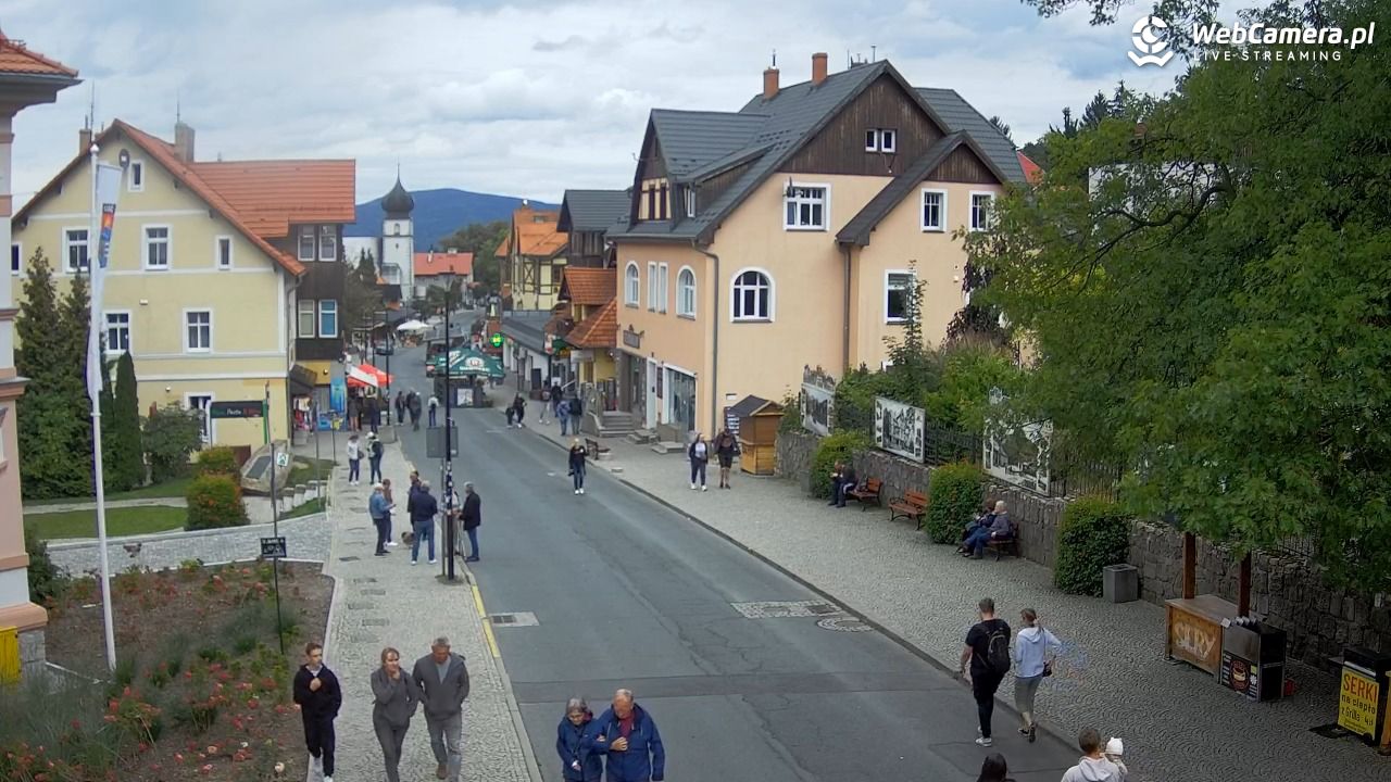 Karpacz - widok na deptak - 17 wresień 2025, 15:43