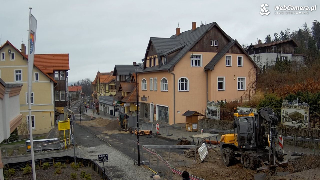 Karpacz - widok na deptak - 29 marzec 2026, 15:06