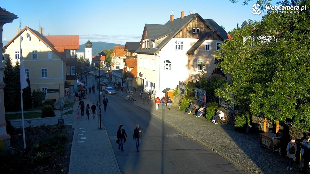 Karpacz - widok na deptak - 18 wresień 2025, 18:05