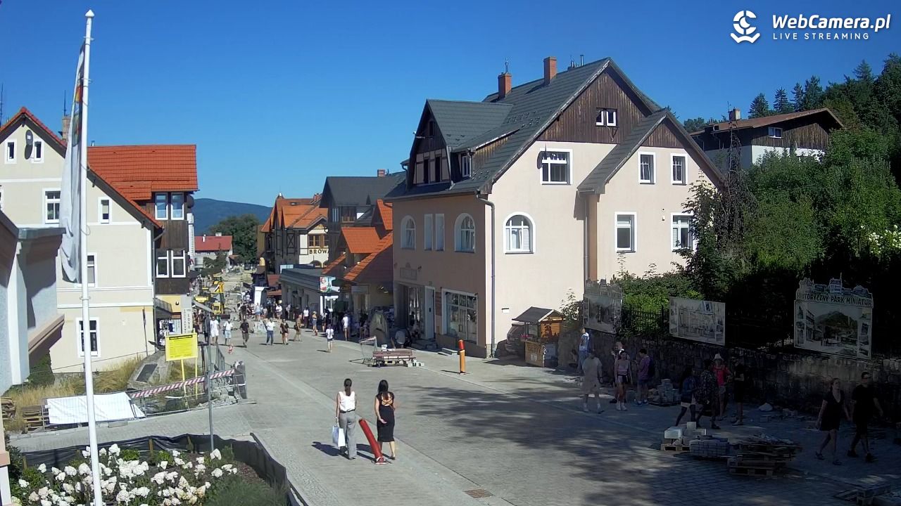Karpacz - widok na deptak - 15 sierpień 2026, 15:45