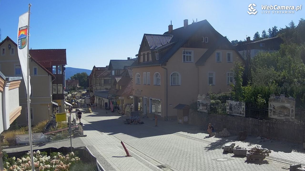 Karpacz - widok na deptak - 15 sierpień 2026, 09:37