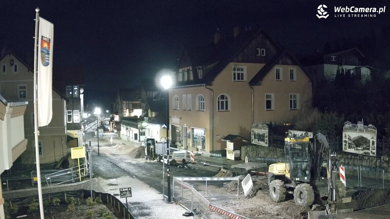 Karpacz - widok na deptak - 29 marzec 2026, 22:17