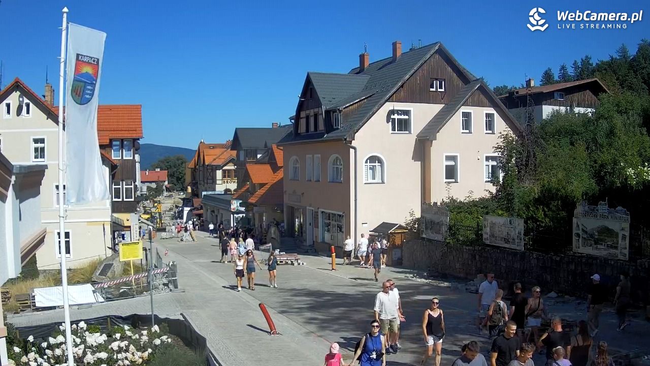 Karpacz - widok na deptak - 15 sierpień 2026, 15:25