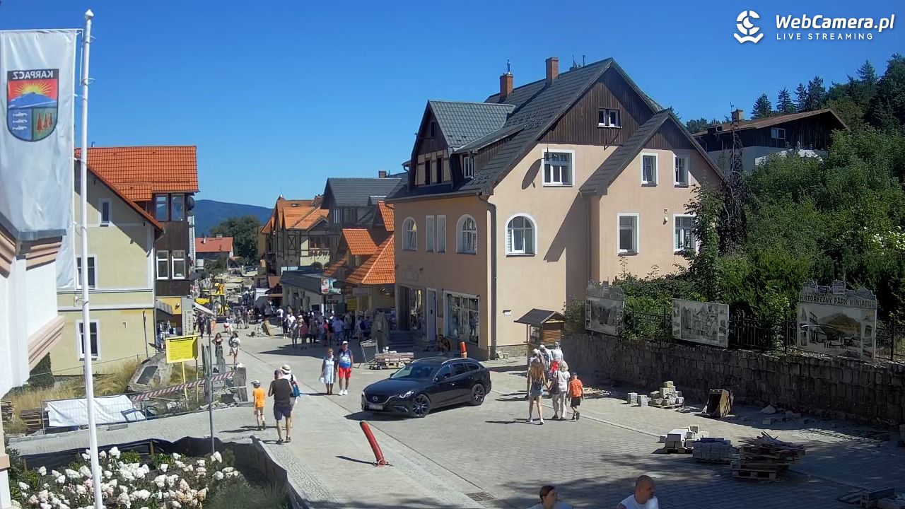 Karpacz - widok na deptak - 15 sierpień 2026, 13:31