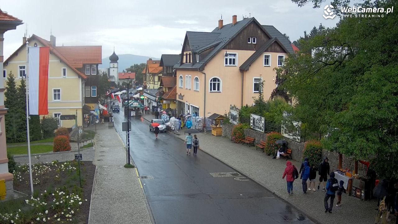 Karpacz - widok na deptak - 01 sierpień 2025, 16:31