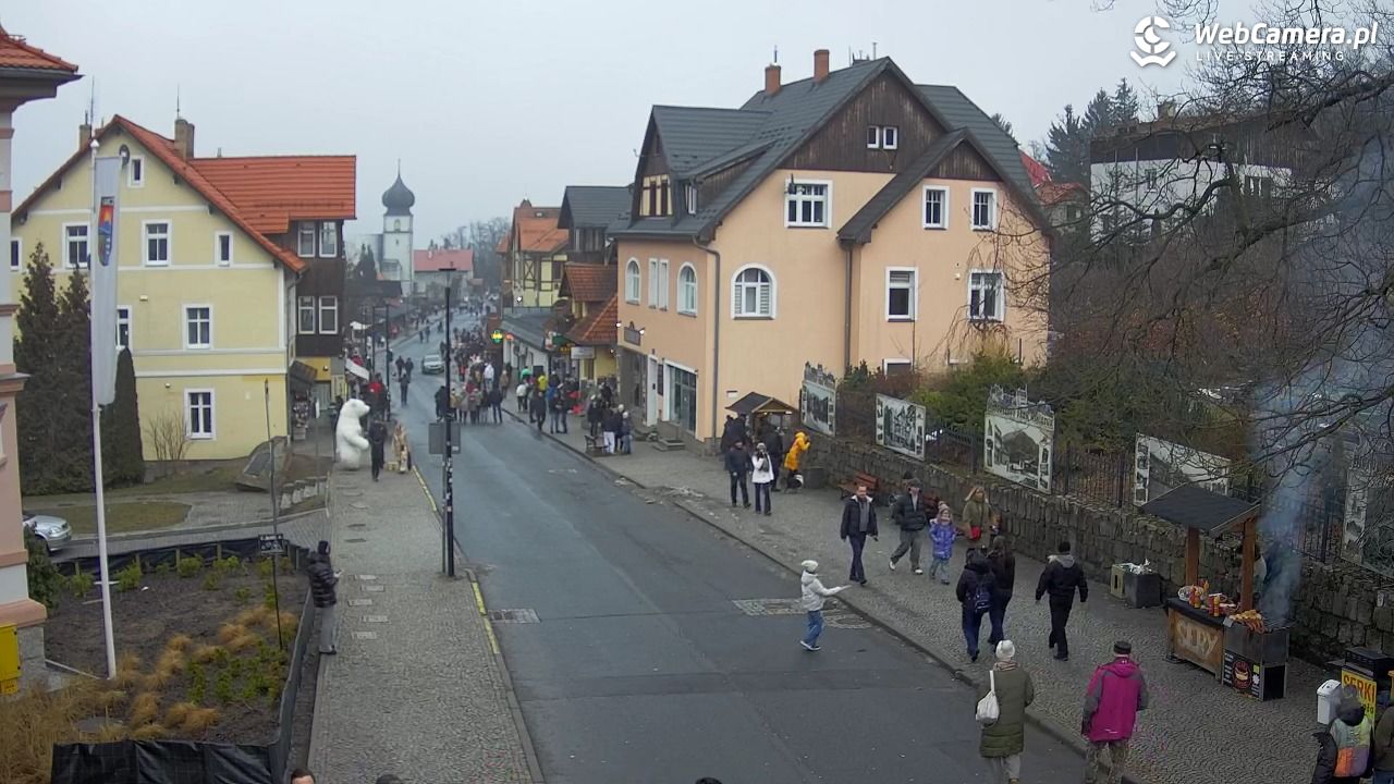 Karpacz - widok na deptak - 07 luty 2026, 14:56