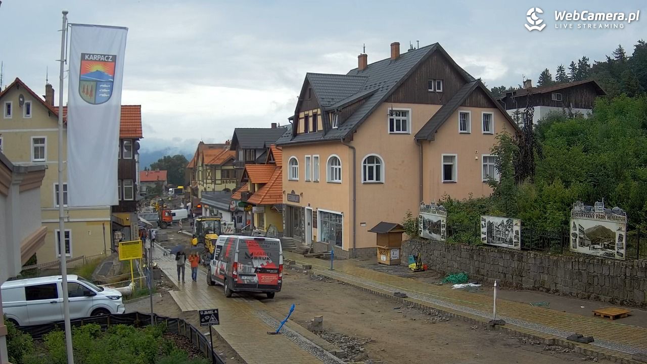 Karpacz - widok na deptak - 01 lipiec 2026, 10:16
