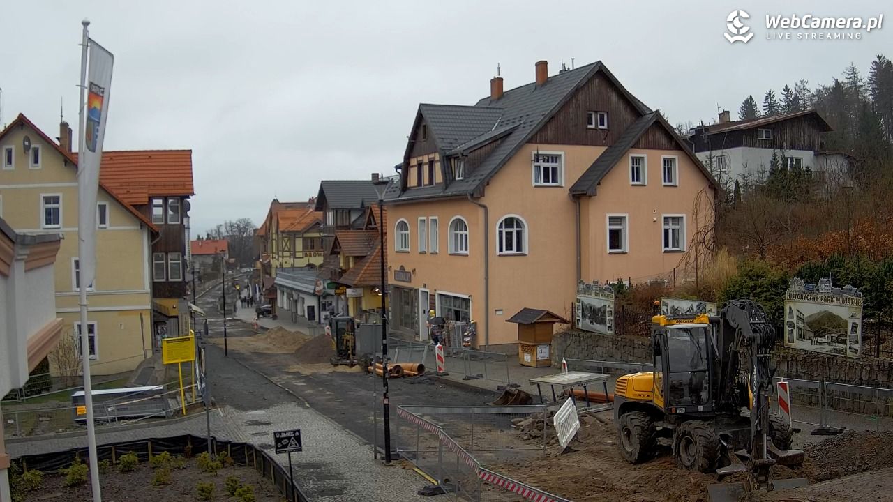 Karpacz - widok na deptak - 29 marzec 2026, 10:21