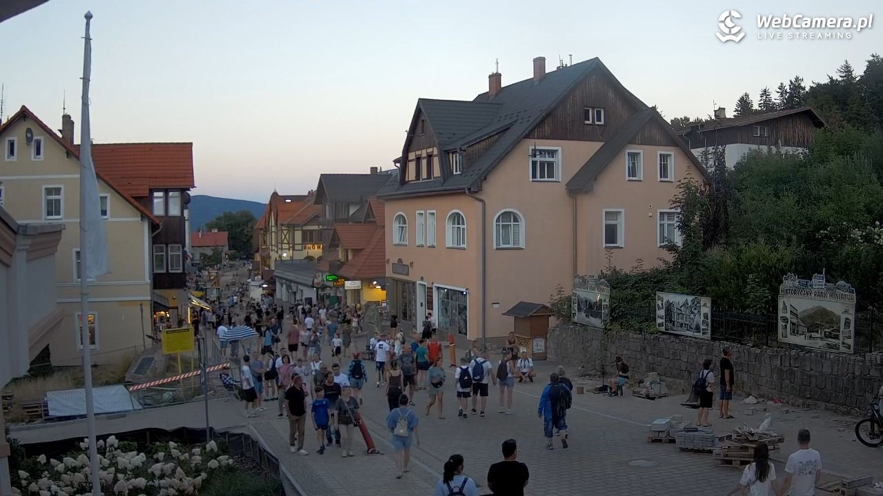 Karpacz - widok na deptak - 15 sierpień 2026, 20:15