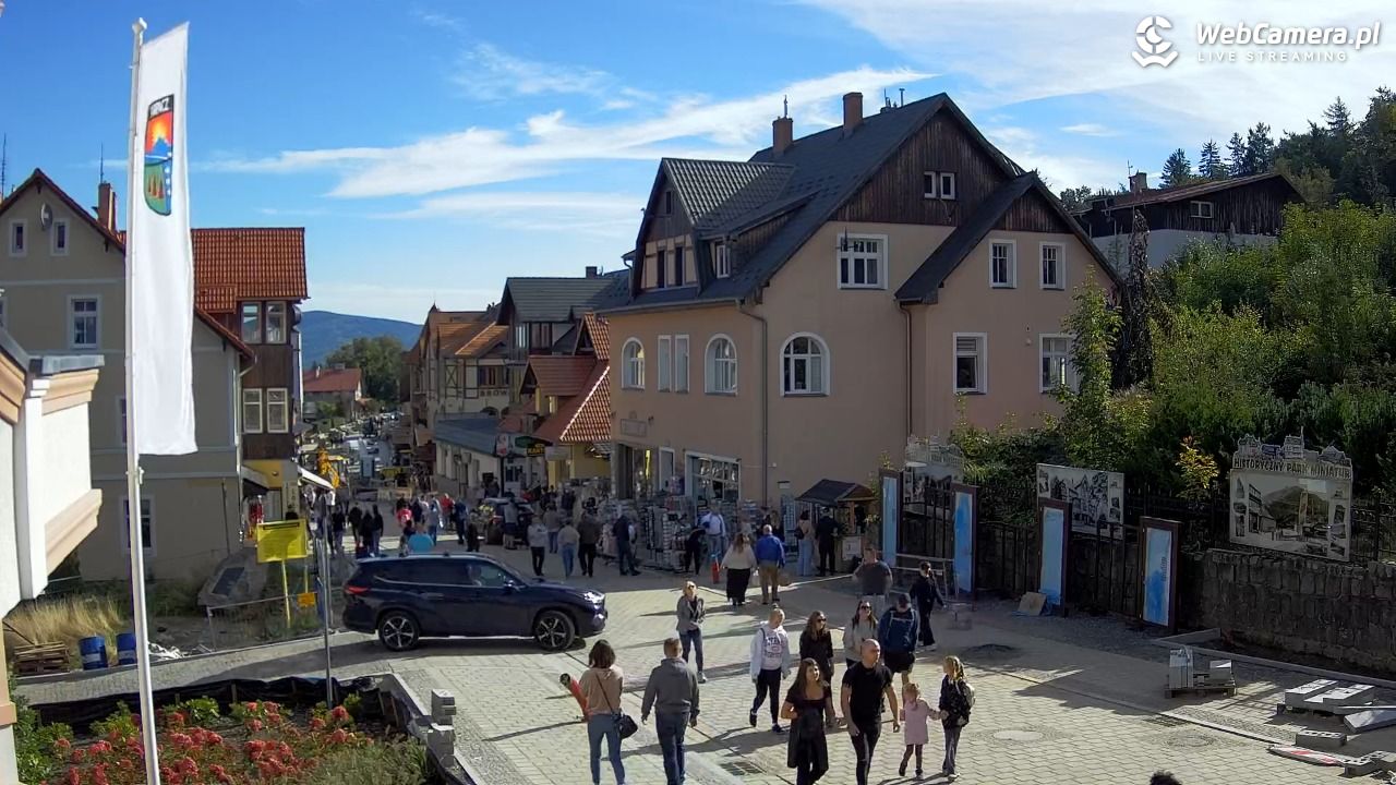 Karpacz - widok na deptak - 27 wresień 2026, 10:34