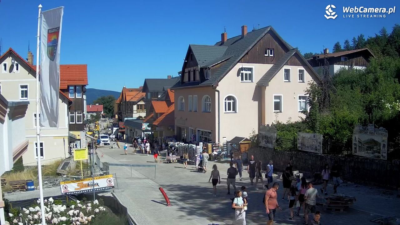 Karpacz - widok na deptak - 14 sierpień 2026, 15:01