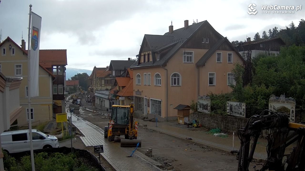 Karpacz - widok na deptak - 01 lipiec 2026, 07:27