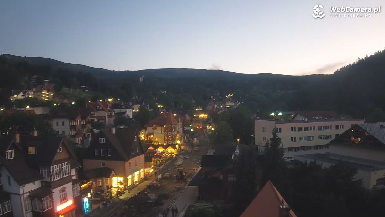 Karpacz - panorama miasta - 05 czerwiec 2026, 21:35