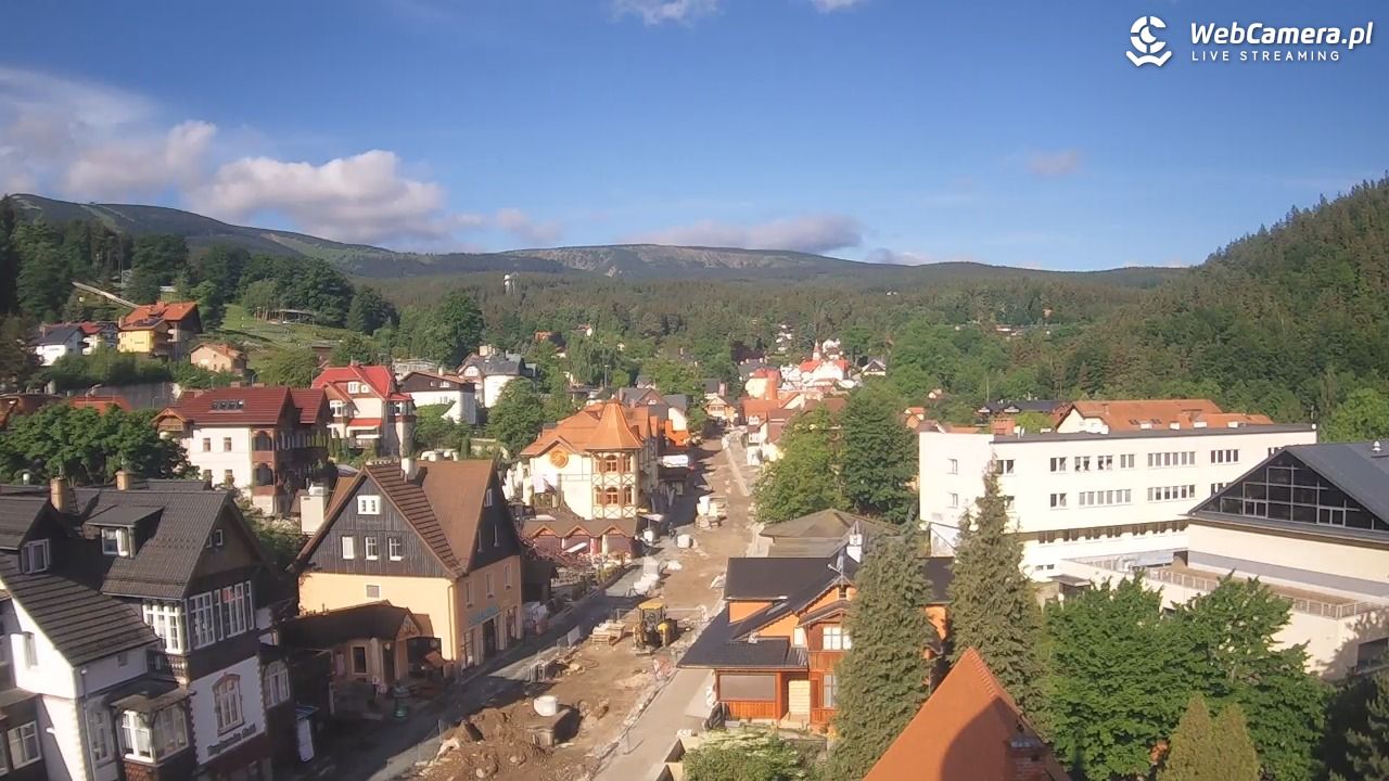 Karpacz - panorama miasta - 04 czerwiec 2026, 07:52