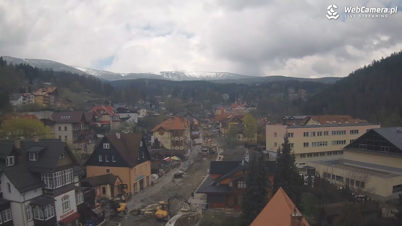 Karpacz - panorama miasta - 21 kwiecień 2026, 11:24