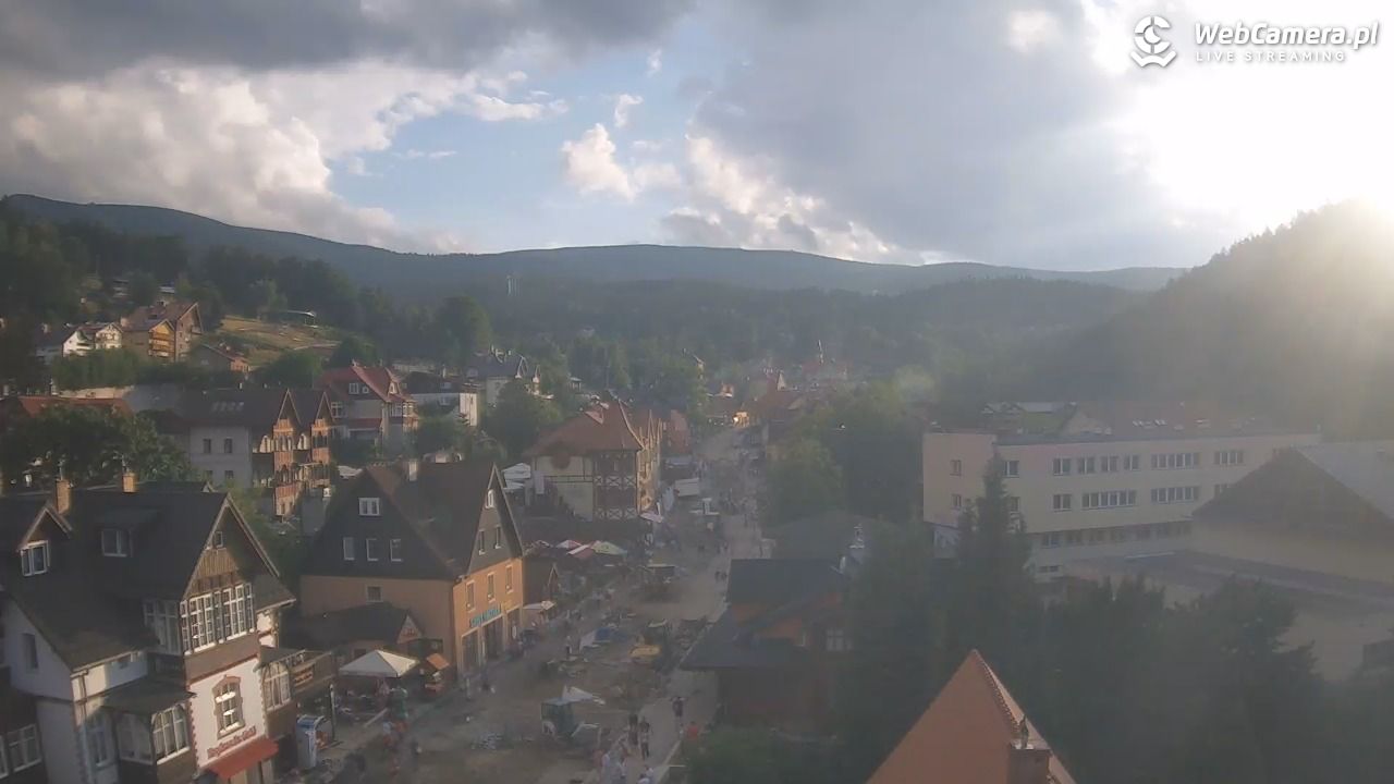 Karpacz - panorama miasta - 18 lipiec 2026, 19:25