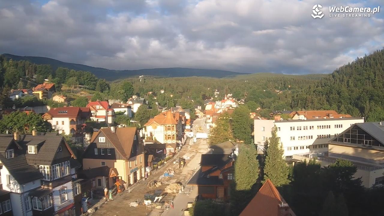 Karpacz - panorama miasta - 21 lipiec 2026, 06:27