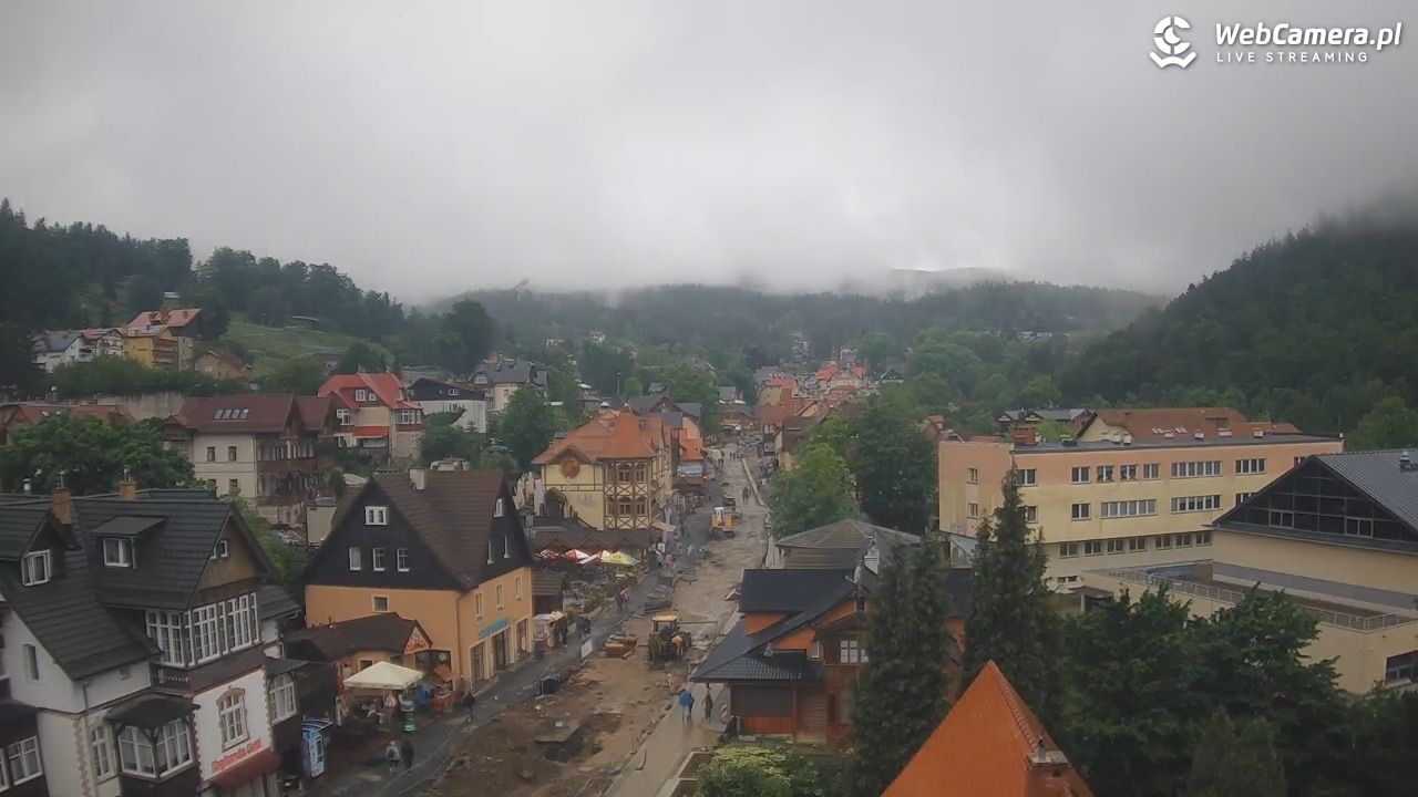 Karpacz - panorama miasta - 05 czerwiec 2026, 13:05