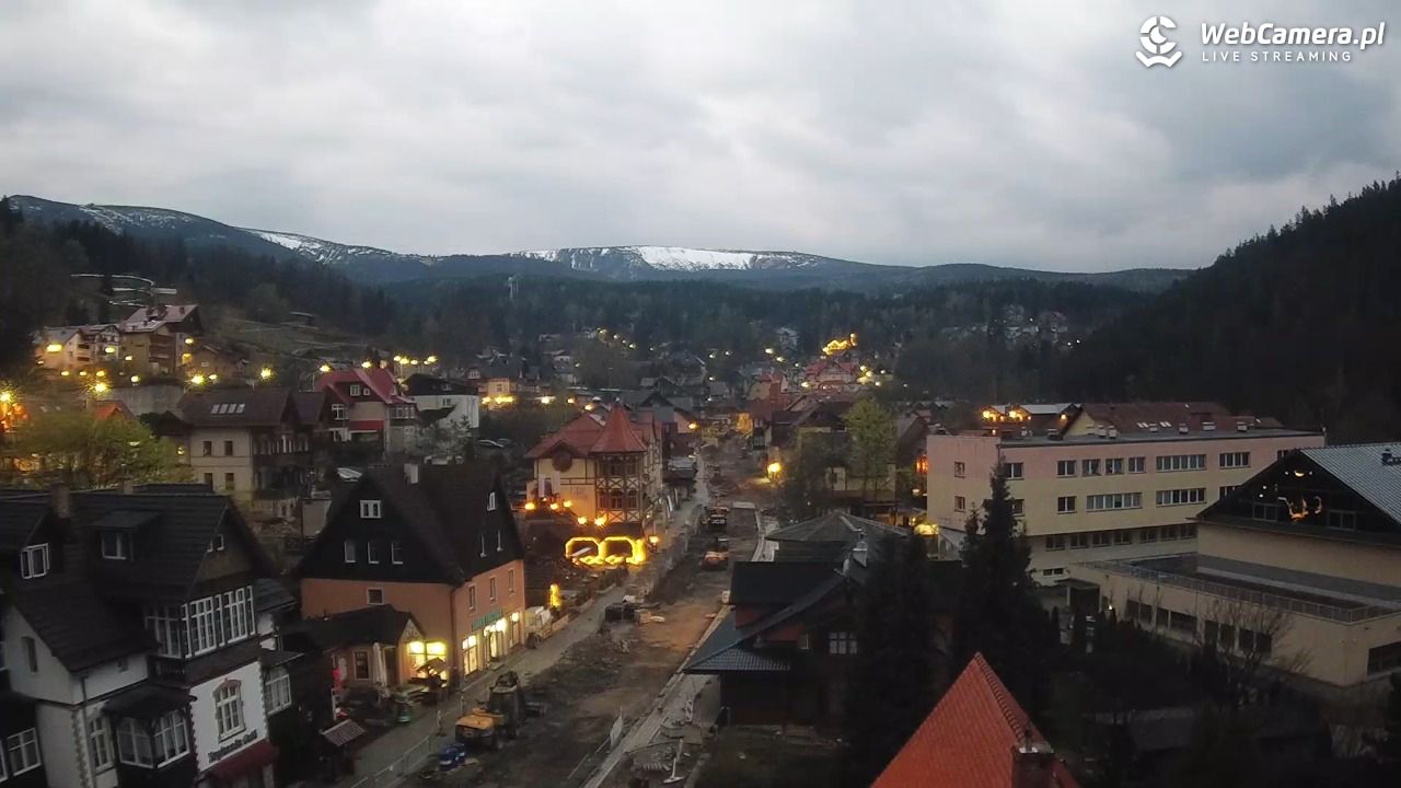 Karpacz - panorama miasta - 19 kwiecień 2026, 05:36