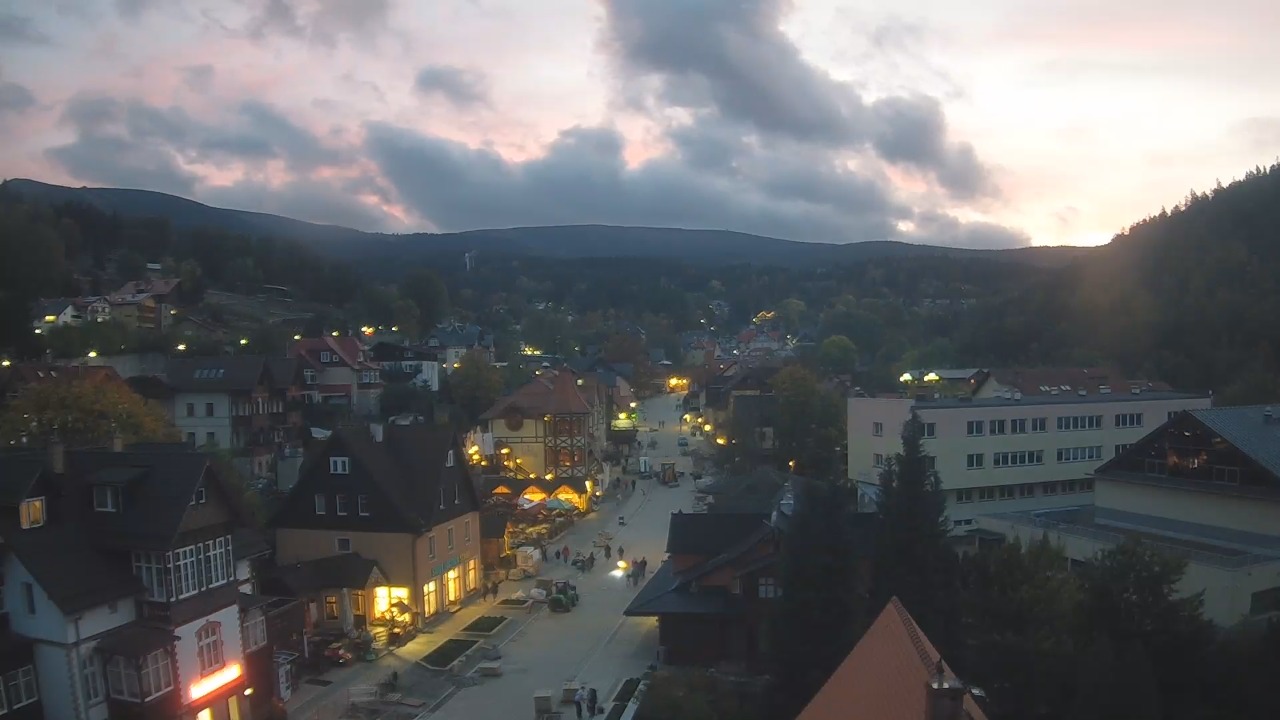 Karpacz - panorama miasta - 14 październik 2026, 16:23