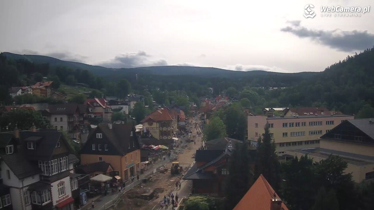 Karpacz - panorama miasta - 04 czerwiec 2026, 17:04
