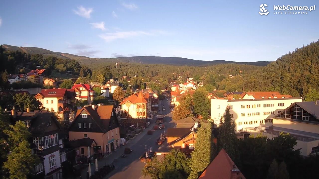 Karpacz - panorama miasta - 25 sierpień 2025, 06:52
