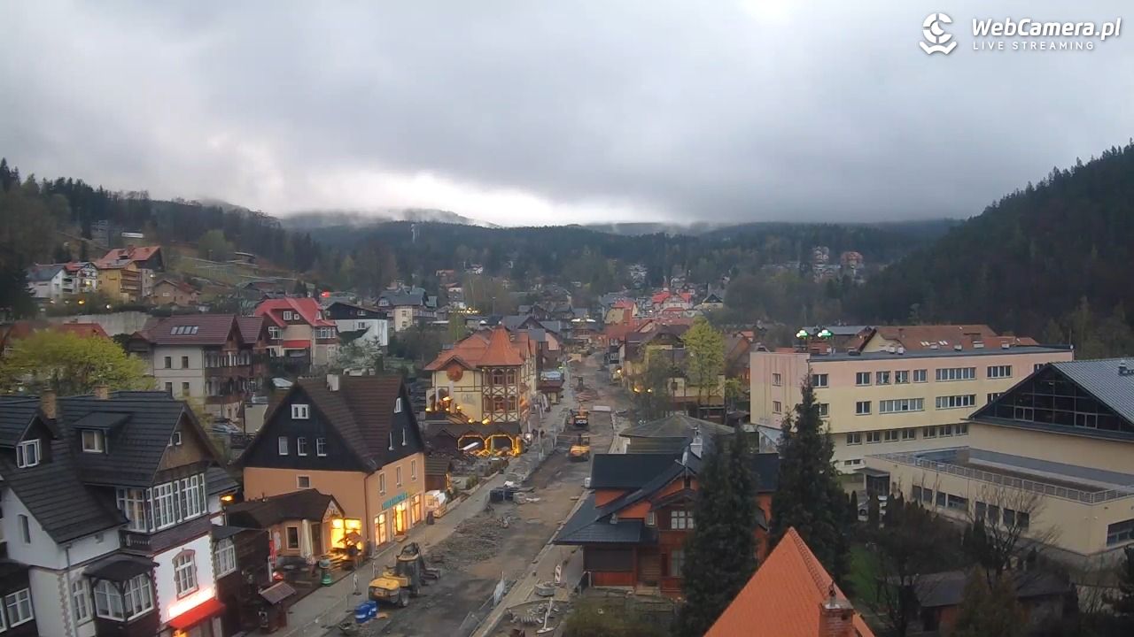 Karpacz - panorama miasta - 19 kwiecień 2026, 19:41