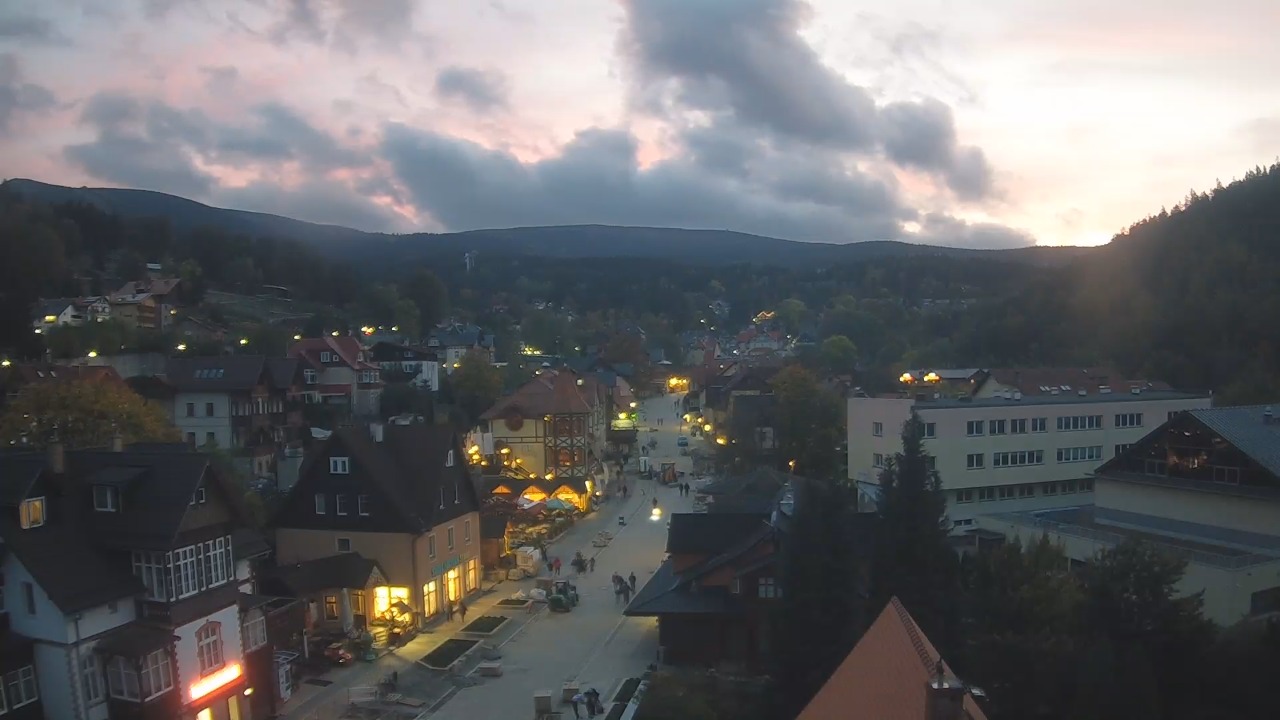 Karpacz - panorama miasta - 14 październik 2026, 16:23