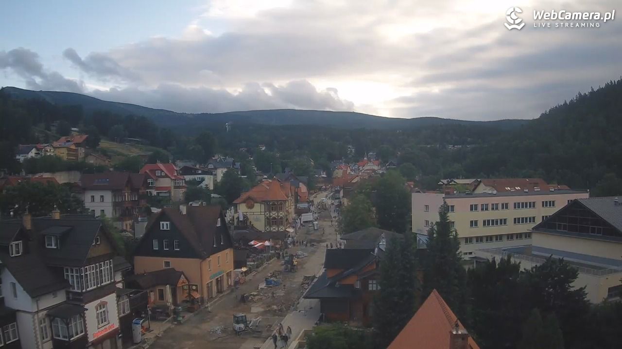 Karpacz - panorama miasta - 20 lipiec 2026, 19:44