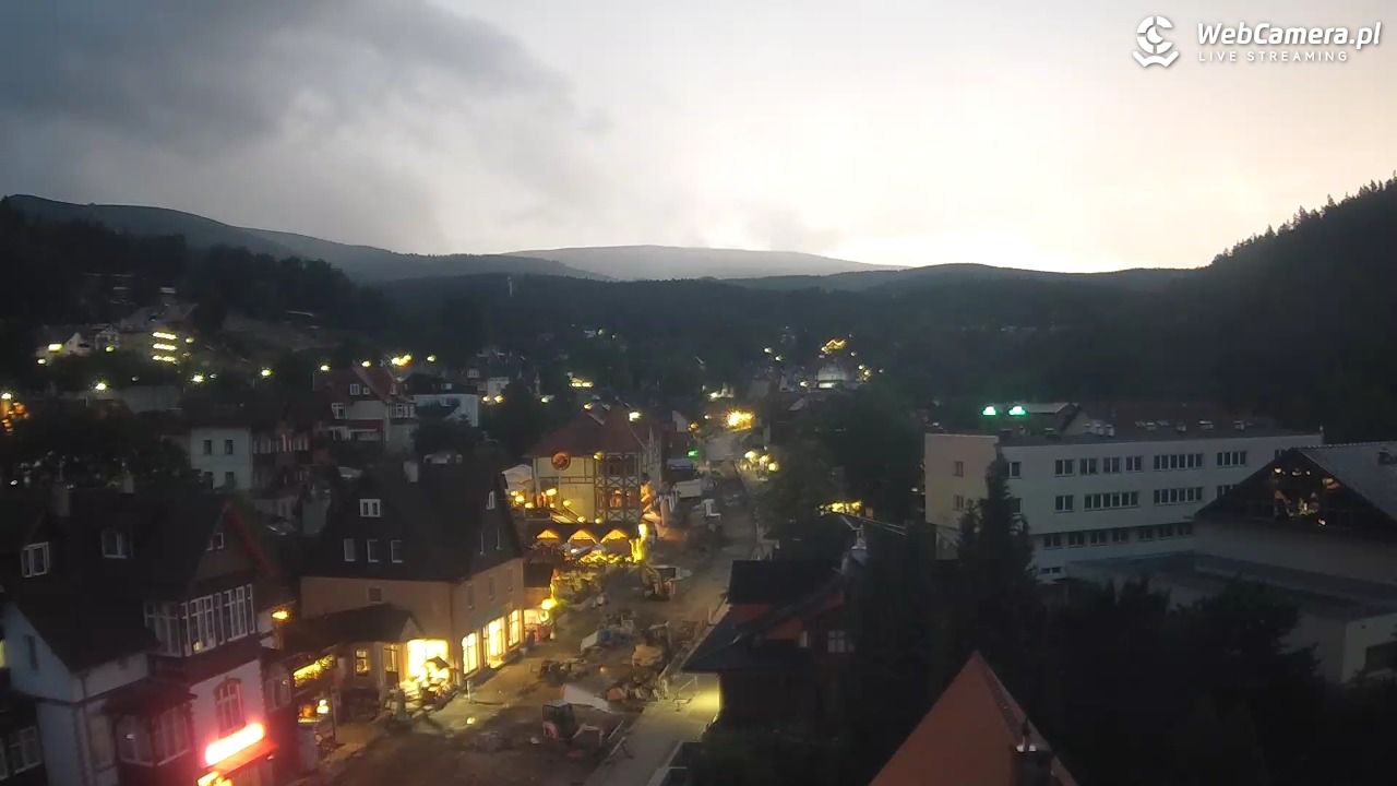 Karpacz - panorama miasta - 17 lipiec 2026, 21:07
