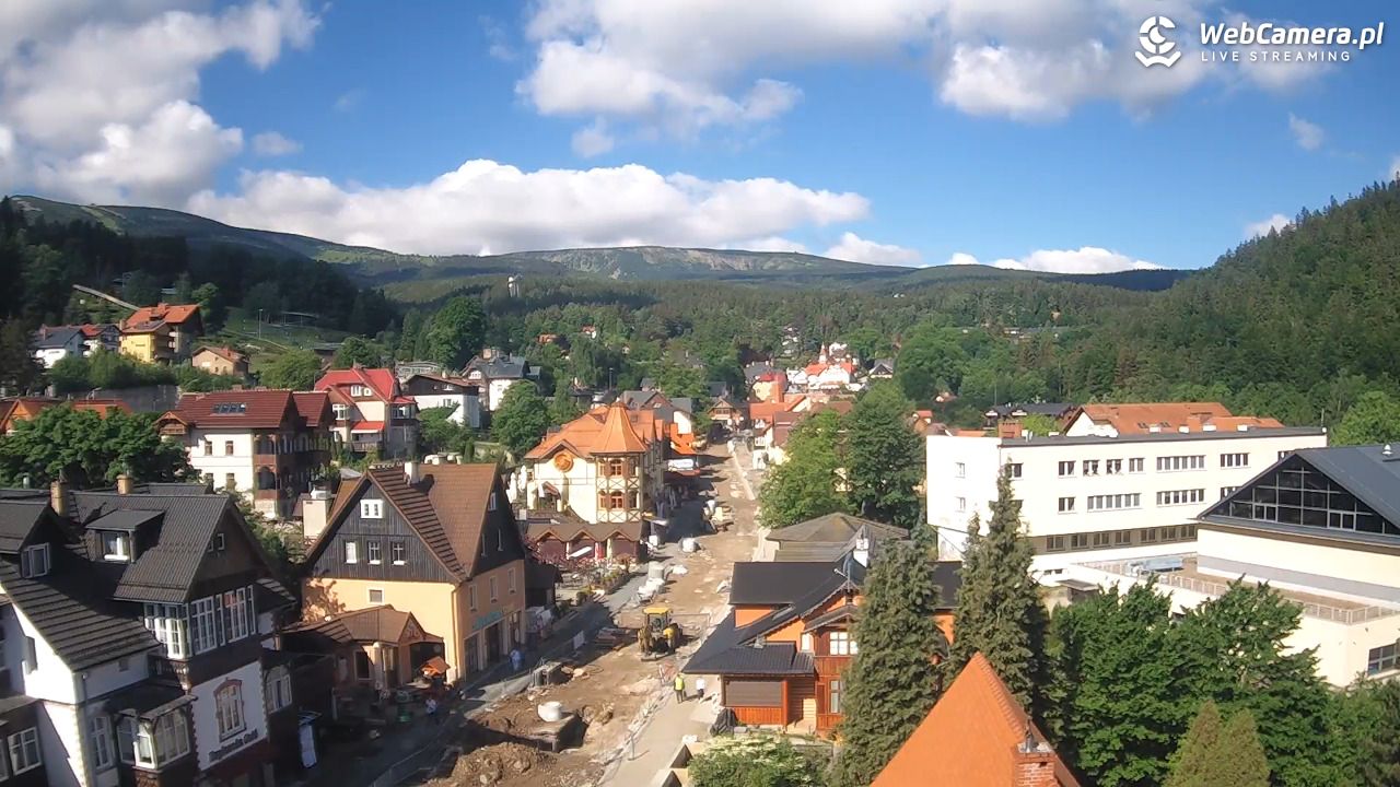 Karpacz - panorama miasta - 04 czerwiec 2026, 08:57