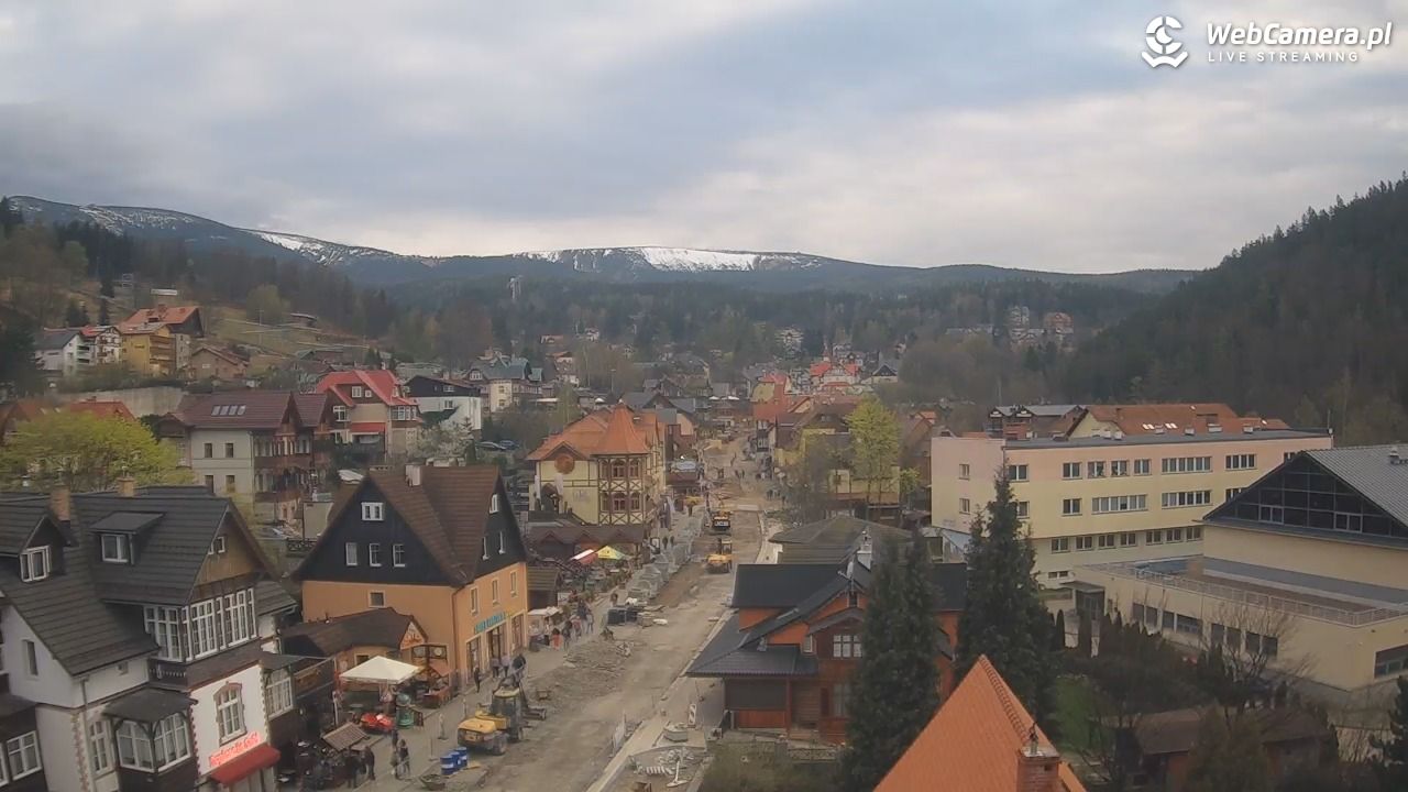 Karpacz - panorama miasta - 18 kwiecień 2026, 18:56
