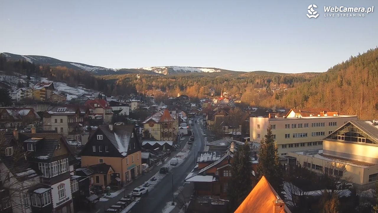 Karpacz - panorama miasta - 03 grudzień 2025, 09:45