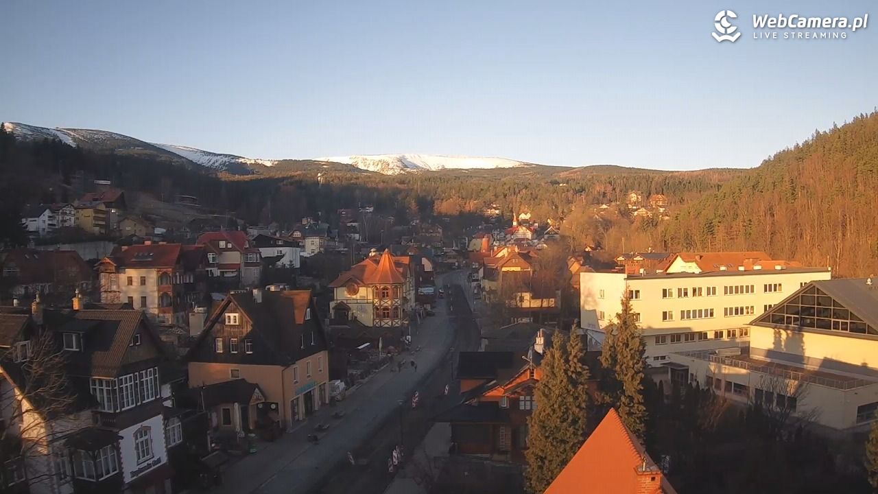 Karpacz - panorama miasta - 03 marzec 2026, 07:18