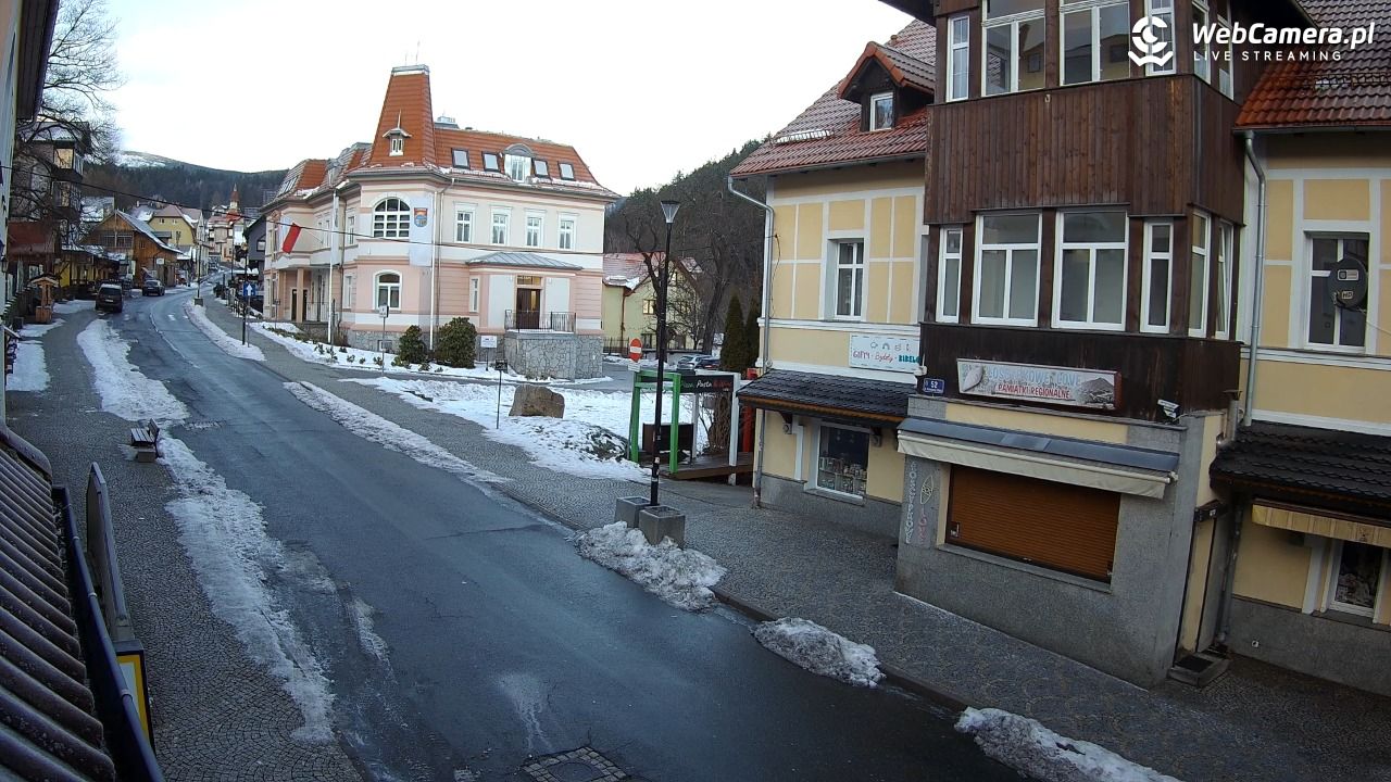 Karpacz - Nowy widok na deptak - 02 grudzień 2025, 08:15