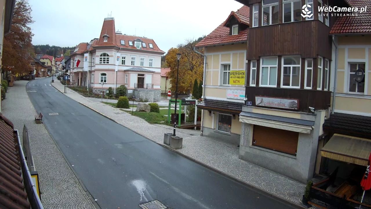 Karpacz - Nowy widok na deptak - 18 październik 2025, 07:32