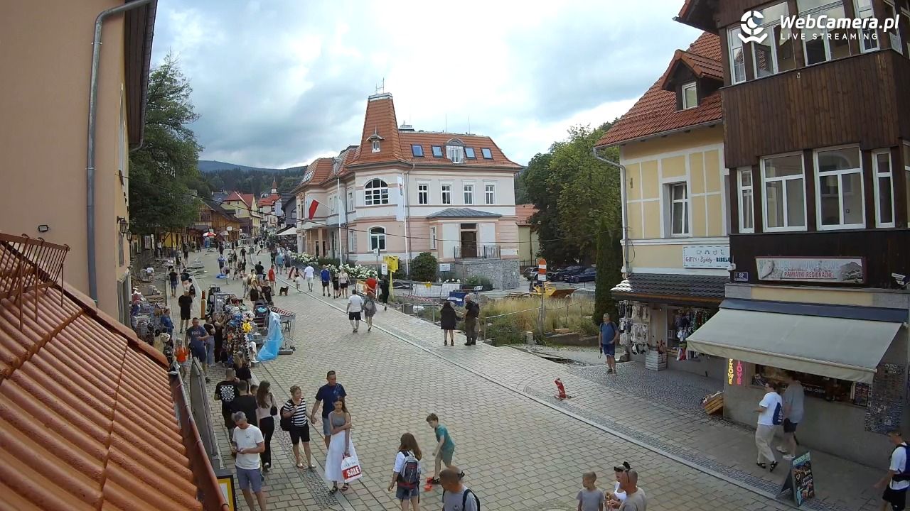 Karpacz - Nowy widok na deptak - 06 sierpień 2026, 18:32
