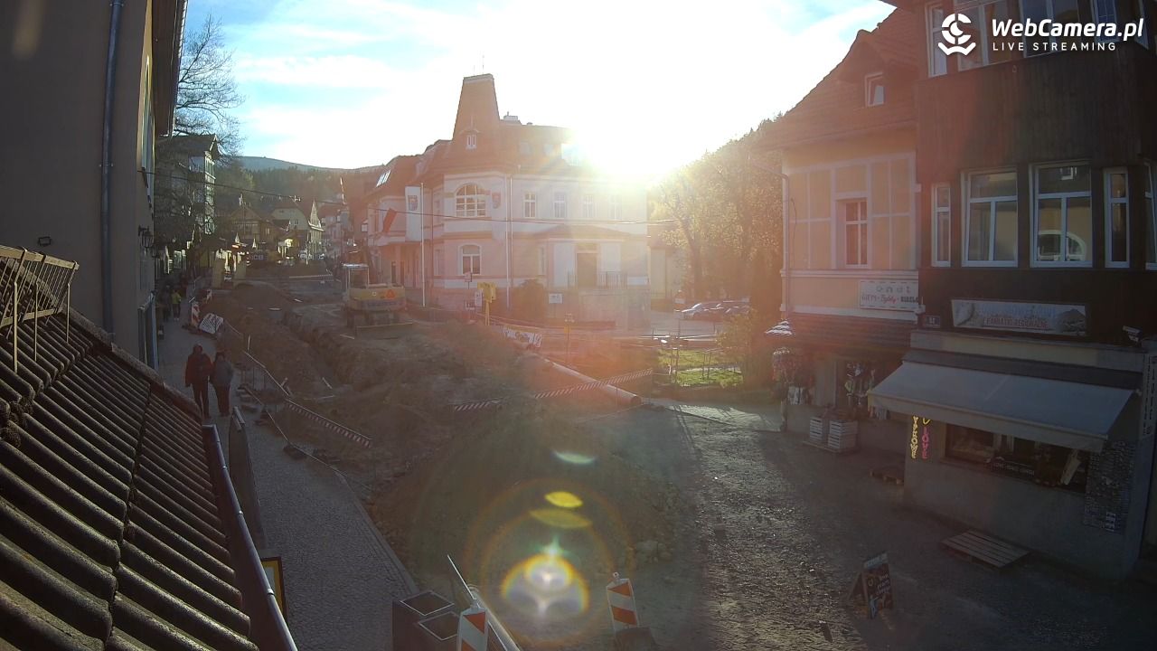 Karpacz - Nowy widok na deptak - 26 kwiecień 2026, 18:52