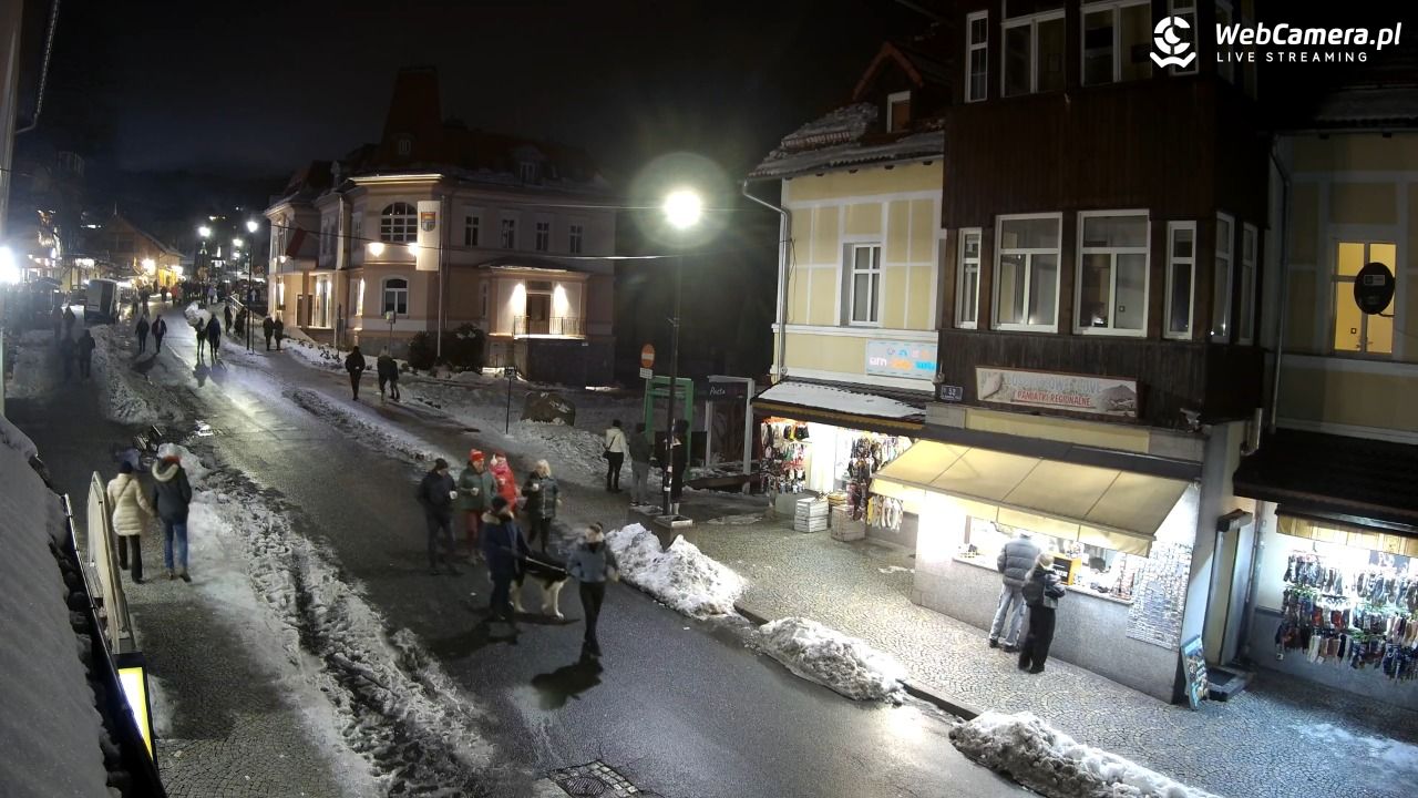 Karpacz - Nowy widok na deptak - 29 listopad 2025, 19:10