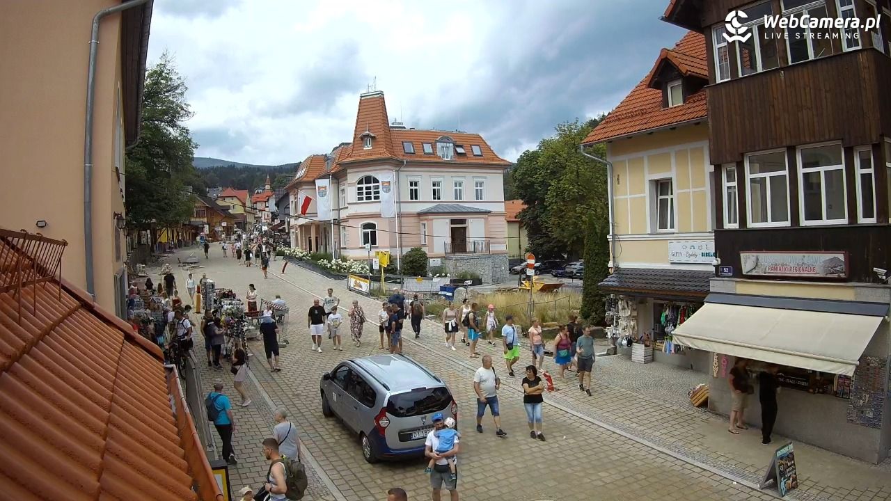 Karpacz - Nowy widok na deptak - 06 sierpień 2026, 12:10