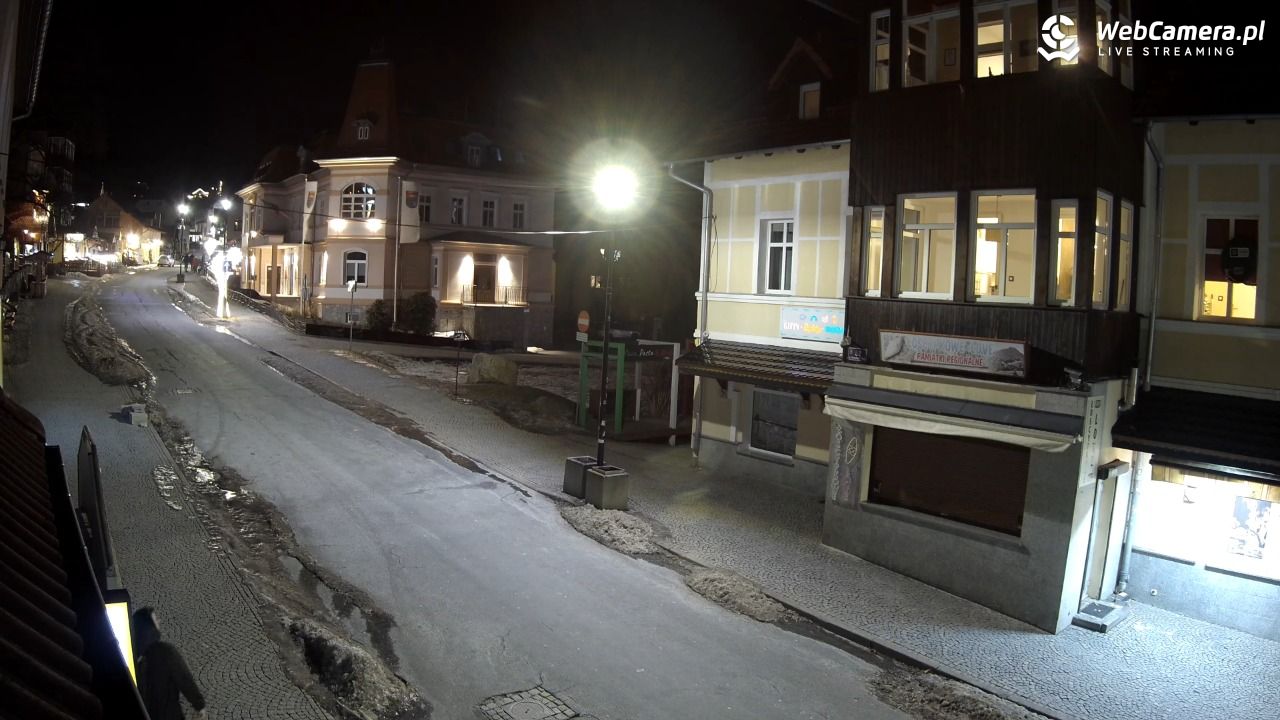 Karpacz - Nowy widok na deptak - 18 styczeń 2026, 19:49