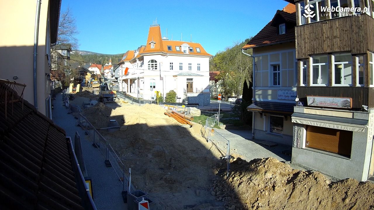 Karpacz - Nowy widok na deptak - 29 kwiecień 2026, 07:12