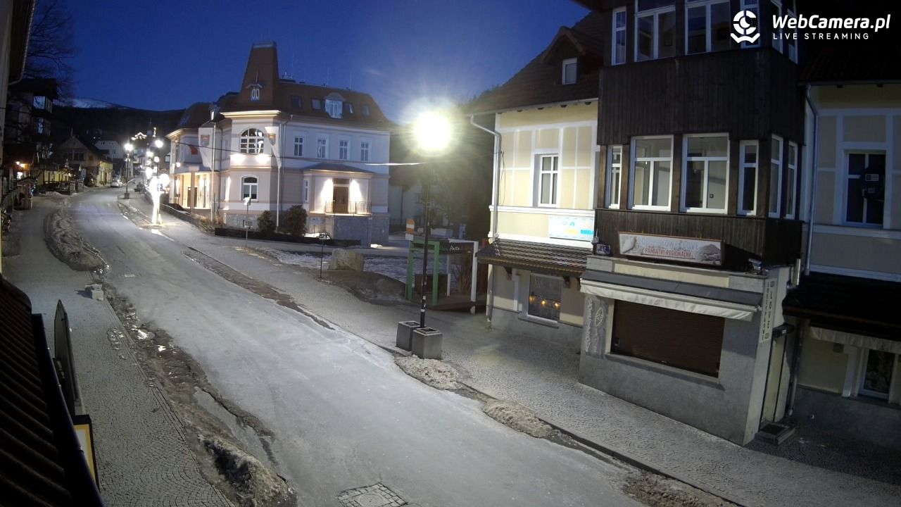 Karpacz - Nowy widok na deptak - 19 styczeń 2026, 07:07