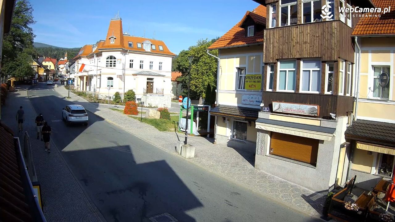 Karpacz - Nowy widok na deptak - 15 sierpień 2025, 08:20