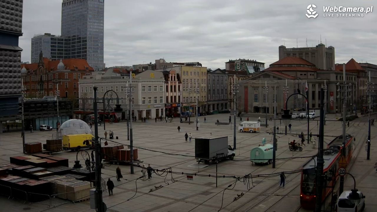 Katowice Rynek - 30 październik 2025, 12:03