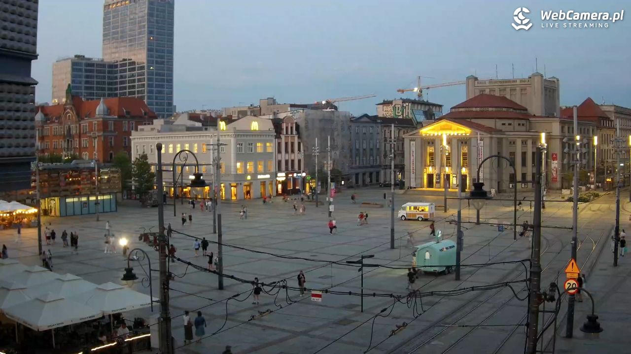 Katowice - Rynek - 16 sierpień 2026, 20:20