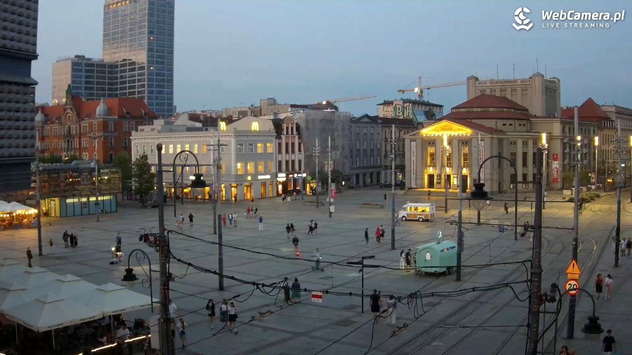 Katowice - Rynek - 16 sierpień 2026, 20:21