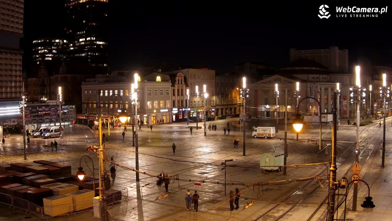 Katowice - Rynek - 30 październik 2025, 17:13