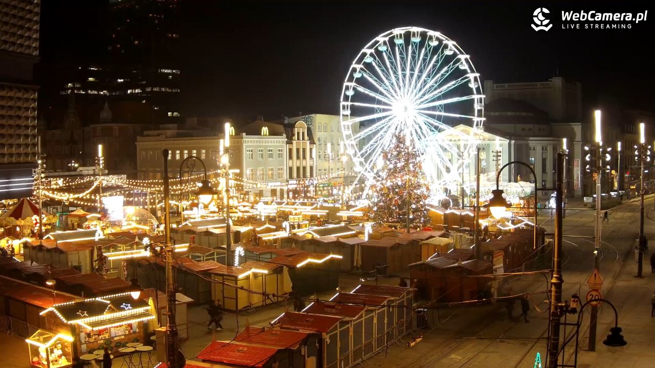 Katowice - Rynek - 17 grudzień 2025, 20:35